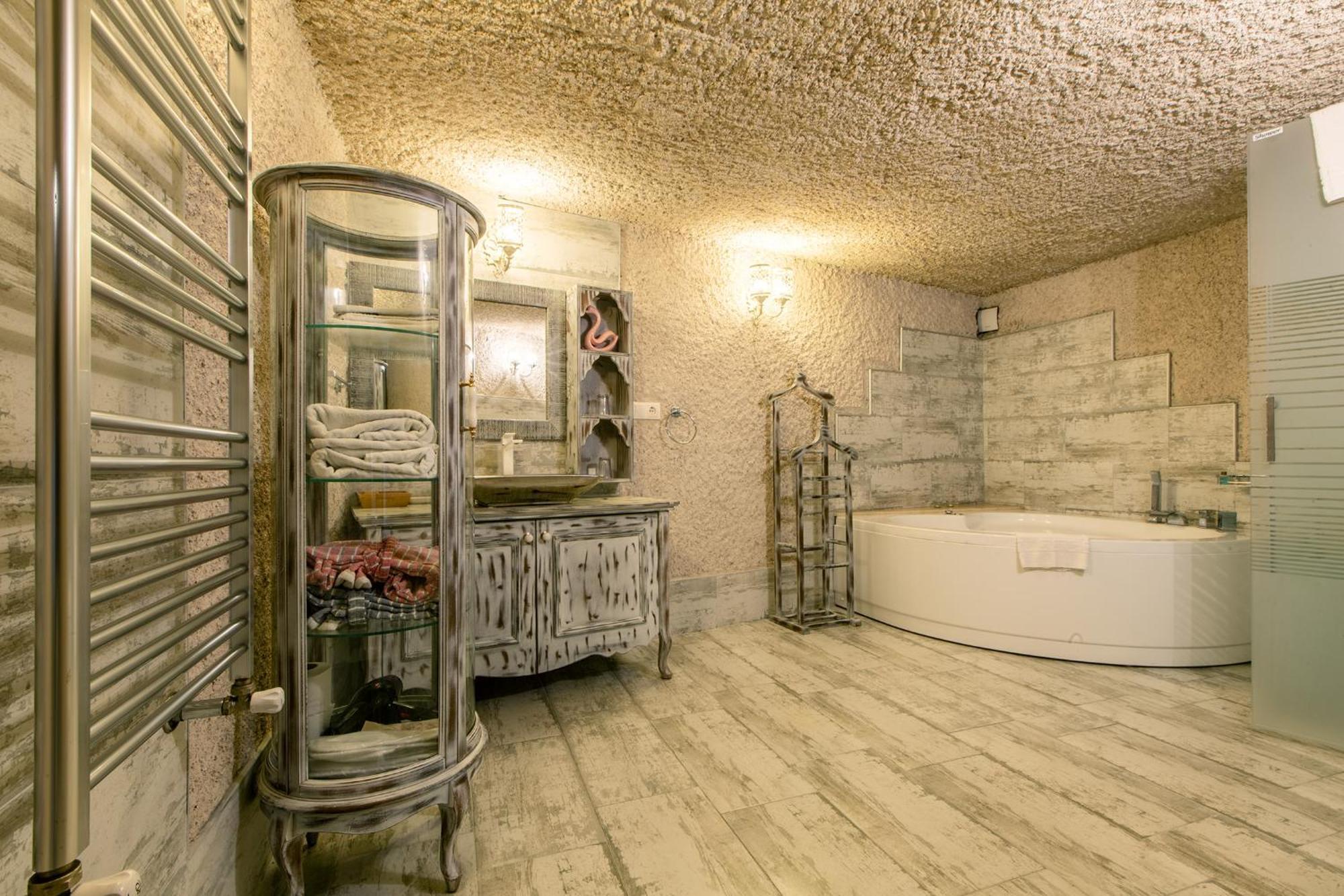 Karlik Cave Suite Cappadocia Üchisar Exteriér fotografie