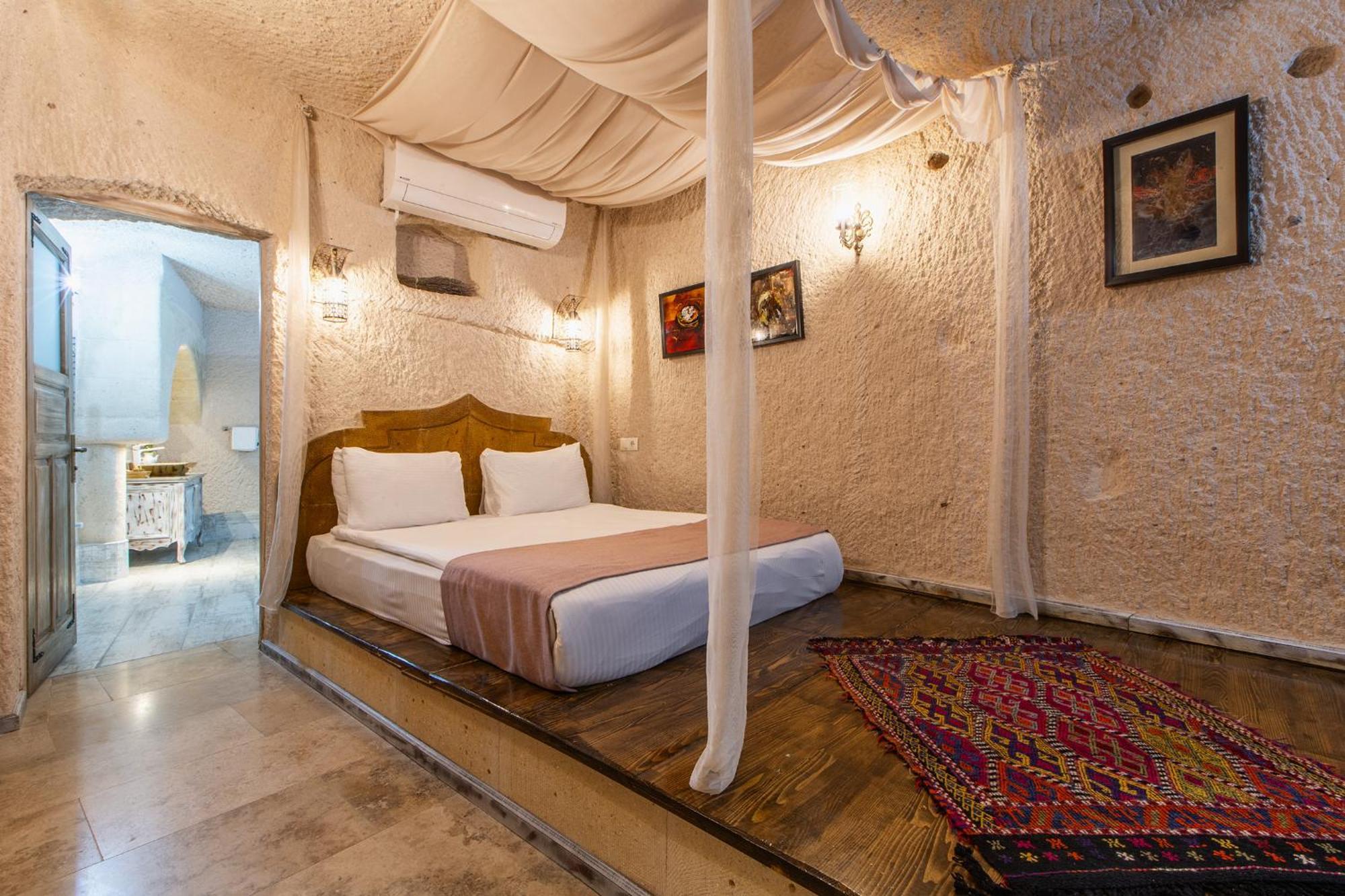 Karlik Cave Suite Cappadocia Üchisar Exteriér fotografie