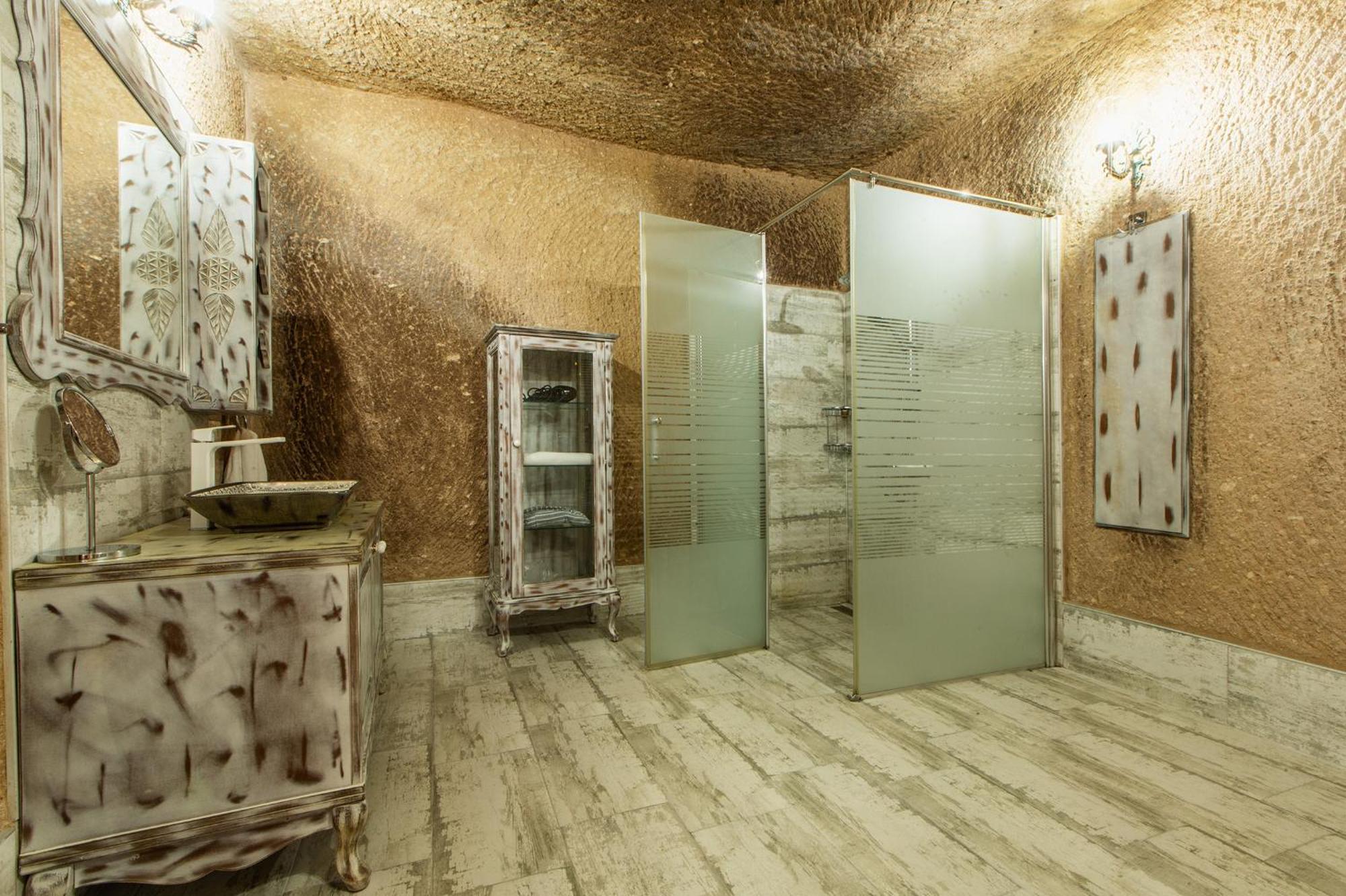 Karlik Cave Suite Cappadocia Üchisar Exteriér fotografie