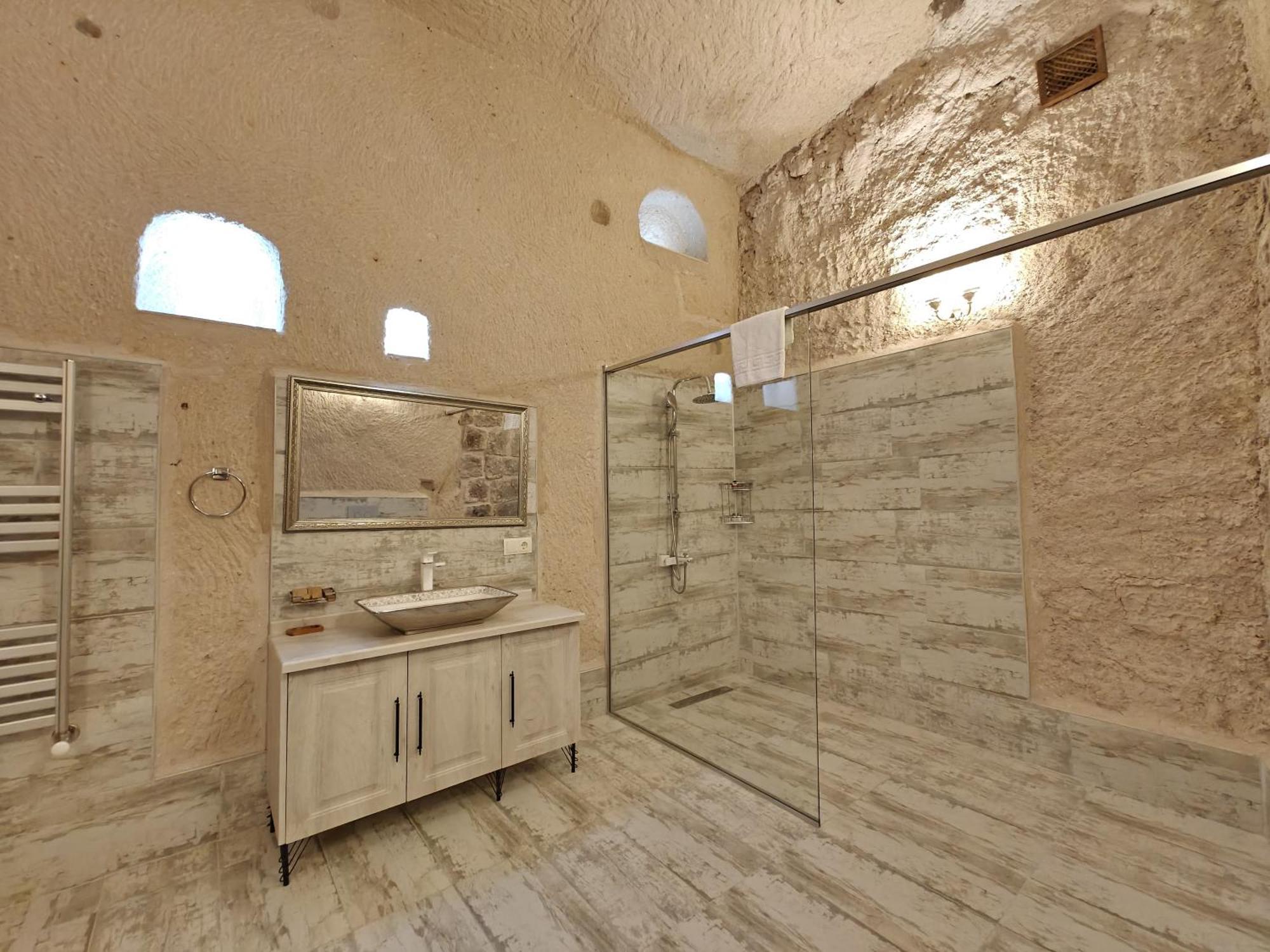 Karlik Cave Suite Cappadocia Üchisar Exteriér fotografie