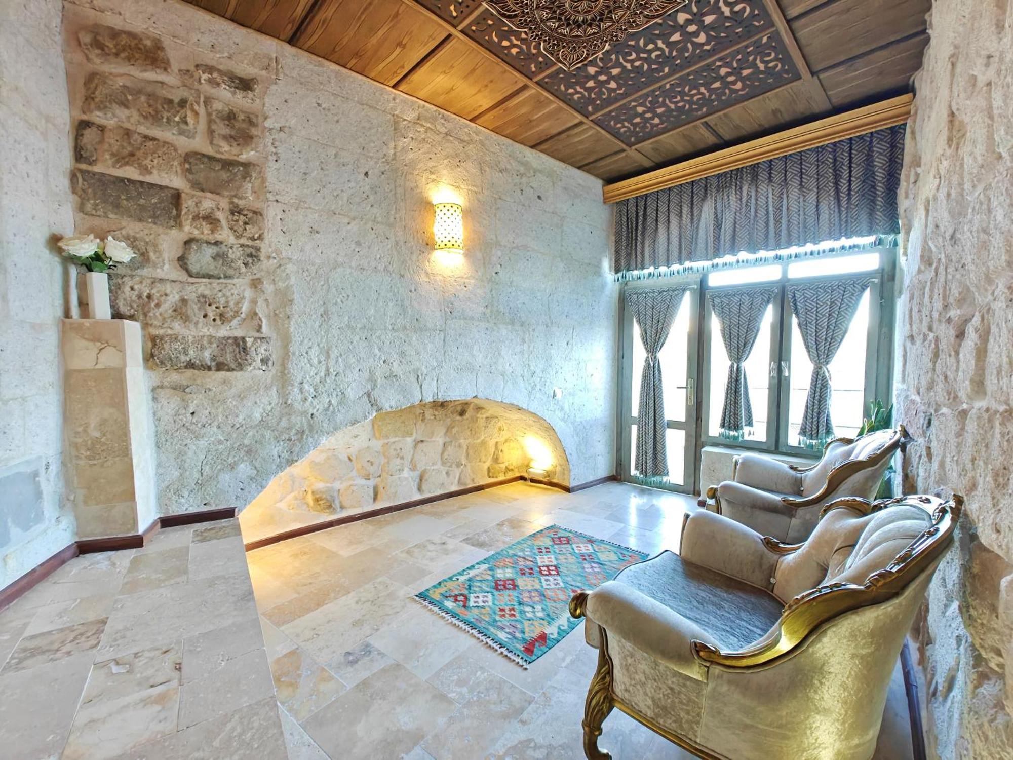 Karlik Cave Suite Cappadocia Üchisar Exteriér fotografie